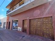 CASA DE DOS PLANTAS CON LOCAL