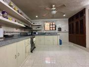 Casa de dos plantas en la Colonia Pensiones