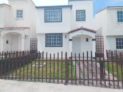 Casa de Dos Plantas en Venta en Fraccionamiento Villanova