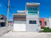 Casa de Dos Plantas en Venta Ubicada en Fraccionamiento...