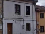 Casa de dos plantas para reforma integral en Langreo...