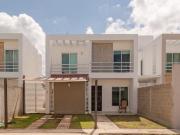 Casa de dos plantas y dos dormitorios en Gran Santa Fe...