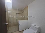 Casa de dos recámaras en venta en Altos Juriquilla,...