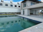 CASA DE DOS RECAMARAS EN VENTA EN MESSETA CON ALBERCA