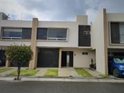 CASA DE ENTEGA INMEDIATA EN CERRO DE LA ESTRELLA, SAN...