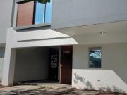 CASA DE ENTREGA INMEDIATA EN AEROLITO, SANTA ELENA,...