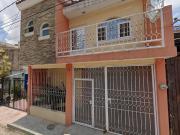 CASA DE ENTREGA INMEDIATA EN ANDADOR SAUZ, COL. BOSQUES...