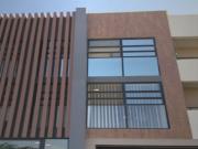 CASA DE ENTREGA INMEDIATA EN AV. COLINA SAN RAFAEL,... CASA DE ENTREGA INMEDIATA EN AV. COLINA SAN RAFAEL,...