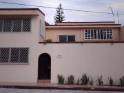 CASA DE ENTREGA INMEDIATA EN CALLE ENRIQUETA, COL. LOTES...