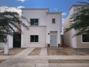 CASA DE ENTREGA INMEDIATA EN MARIPOSA, COL. MONARCA,...