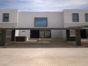 CASA DE ENTREGA INMEDIATA EN VALLE PLATA, COLONIA...