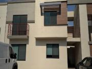 CASA DE ENTRETREGA INMEDIATA EN LA VISTA RESIDENCIAL,...