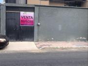 CASA DE ESPACIOS AMPLIOS Y FUNCIONALES