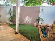 Casa de esquina à venda no Bairro JD. São Bento 3...