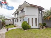 Casa de esquina com quintal no Jardim das Américas, 4...