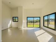 Casa de esquina em Condominio fechado zona sul