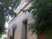 Casa de estilo antiguo de cuatro ambientes en Haedo Sur...