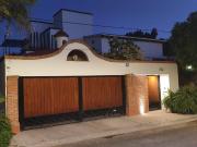 Casa de estilo mexicano en venta en Villas del Meson...