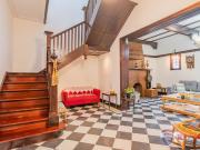 CASA DE ESTILO RECICLADA A NUEVO EN VENTA LA PLATA