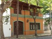 CASA DE ESTILO RECICLADA COMPLETAMENTE