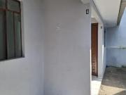 Casa de fundos com 2 quartos para alugar, 45 mÂ² por R$...