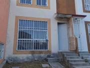 CASA DE INTERÉS SOCIAL EN CASTILLOTLA