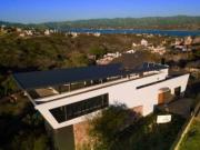 Casa de Lujo, 3 dormitorios, pileta, Vista al Lago....