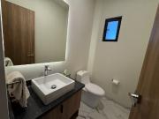 Casa de Lujo 3 Niveles con Roof Garden en Privada...