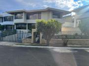 Casa de lujo amoblada en renta con estudio sauna,...