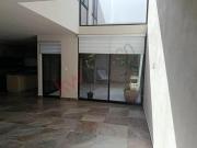 Casa de Lujo con Doble Altura y Seguridad Premium en El...