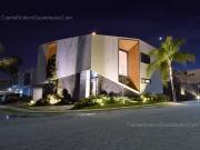 Casa de Lujo con Rinconada del Bosque con Departamento