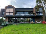 Casa De Lujo en Alto de Palmas