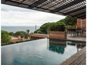 Casa de lujo en Cala Canyelles con magníficas vistas al mar