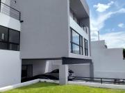 Casa de lujo en Colinas del Bosque, Querétaro, Patio...