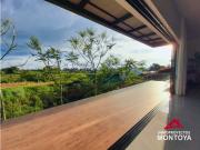 Casa de lujo en condominio, vía Armenia