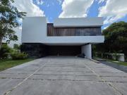 Casa de Lujo en Paseo Jaguar, Yucatán Country Club | 4...