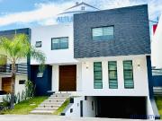 Casa de Lujo en Renta Villa Verona Zona Andares Zapopan