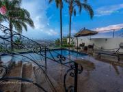 Casa de Lujo en Venta Bugambilias Zona Sur