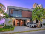 CASA DE LUJO EN VENTA COLINAS VIRREYES FRENTE A PUERTA...