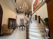 CASA DE LUJO EN VENTA EN COLINAS DE SAN JERONIMO