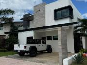 Casa de Lujo en Venta en Lagos del Sol | Rooftop,...