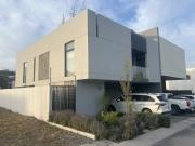 ¡Casa de Lujo en Venta en Los Robles Residencial, Coto...
