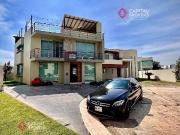 Casa de Lujo en venta en Provenza Zona Sur Palomar