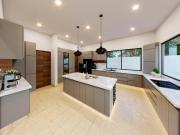 CASA DE LUJO EN VENTA EN PROVINCIA, CLUB DE GOLF