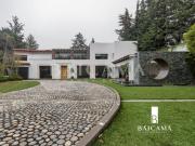 Casa de Lujo en Venta en Rancho San Francisco