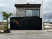 Casa de Lujo en Venta en Villa Magna, SLP