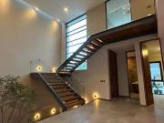 Casa de Lujo en Venta Mítica Residencial