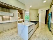 CASA DE LUJO EN ZONA VILLA MONTAÑA EN SAN PEDRO