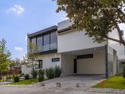 CASA DE LUJO NUEVA EN VENTA RESERVA REAL
