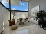 CASA DE LUJO Y HERMOSAS VISTAS EN CALLE PRIVADA DE...